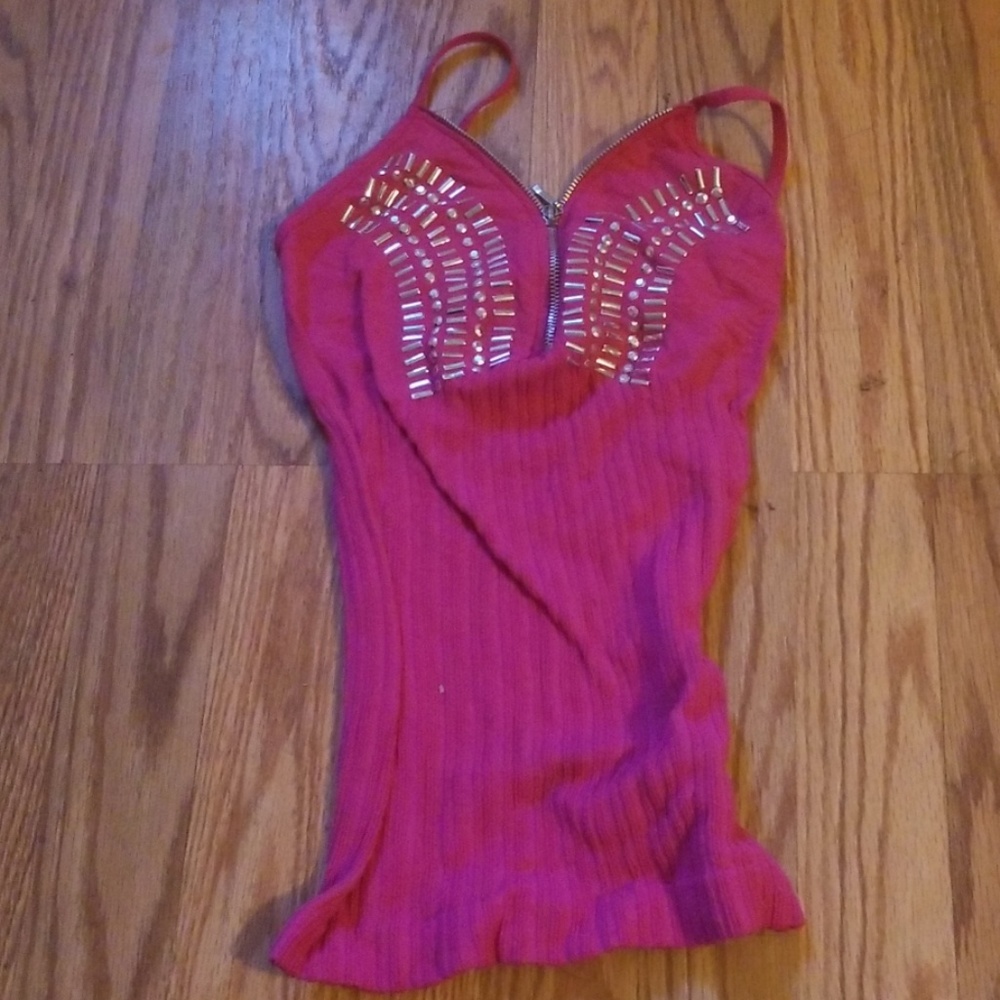 Pink tank top